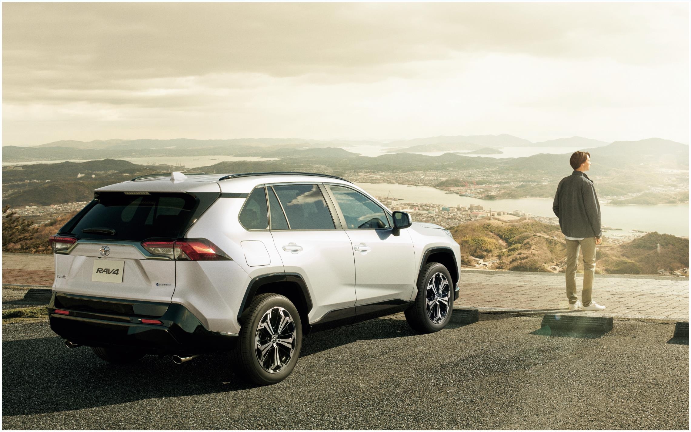 RAV4