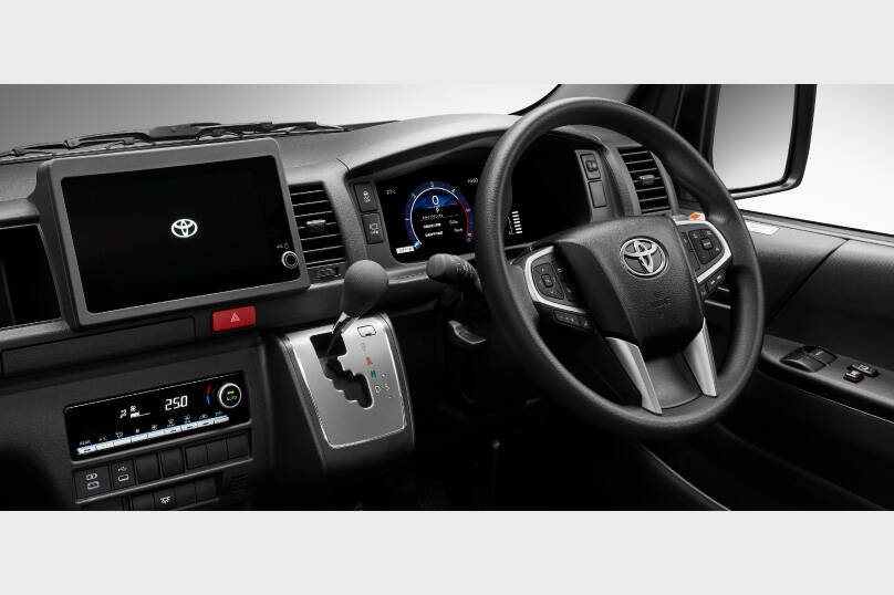 hiacecommuter_top_img04