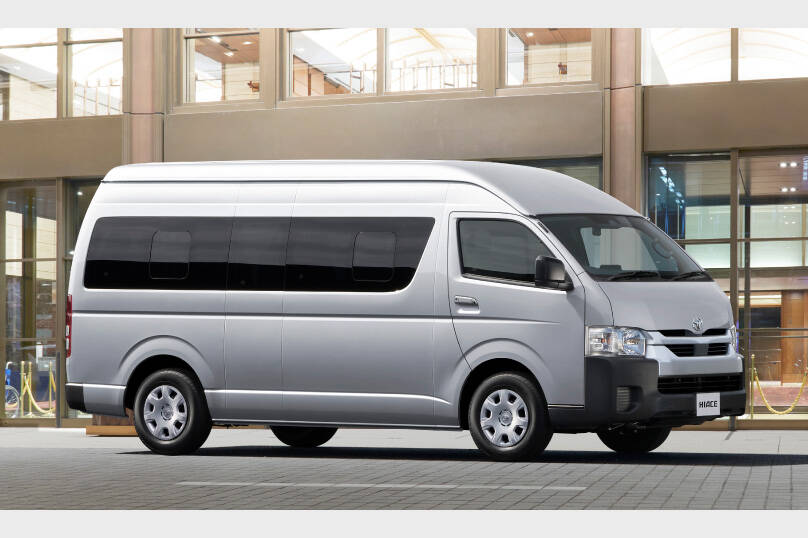 hiacecommuter_top_img06