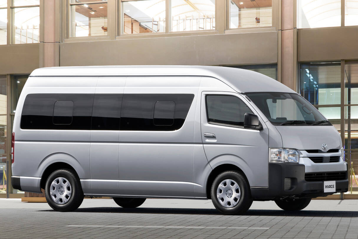 hiacecommuter_feature_img52