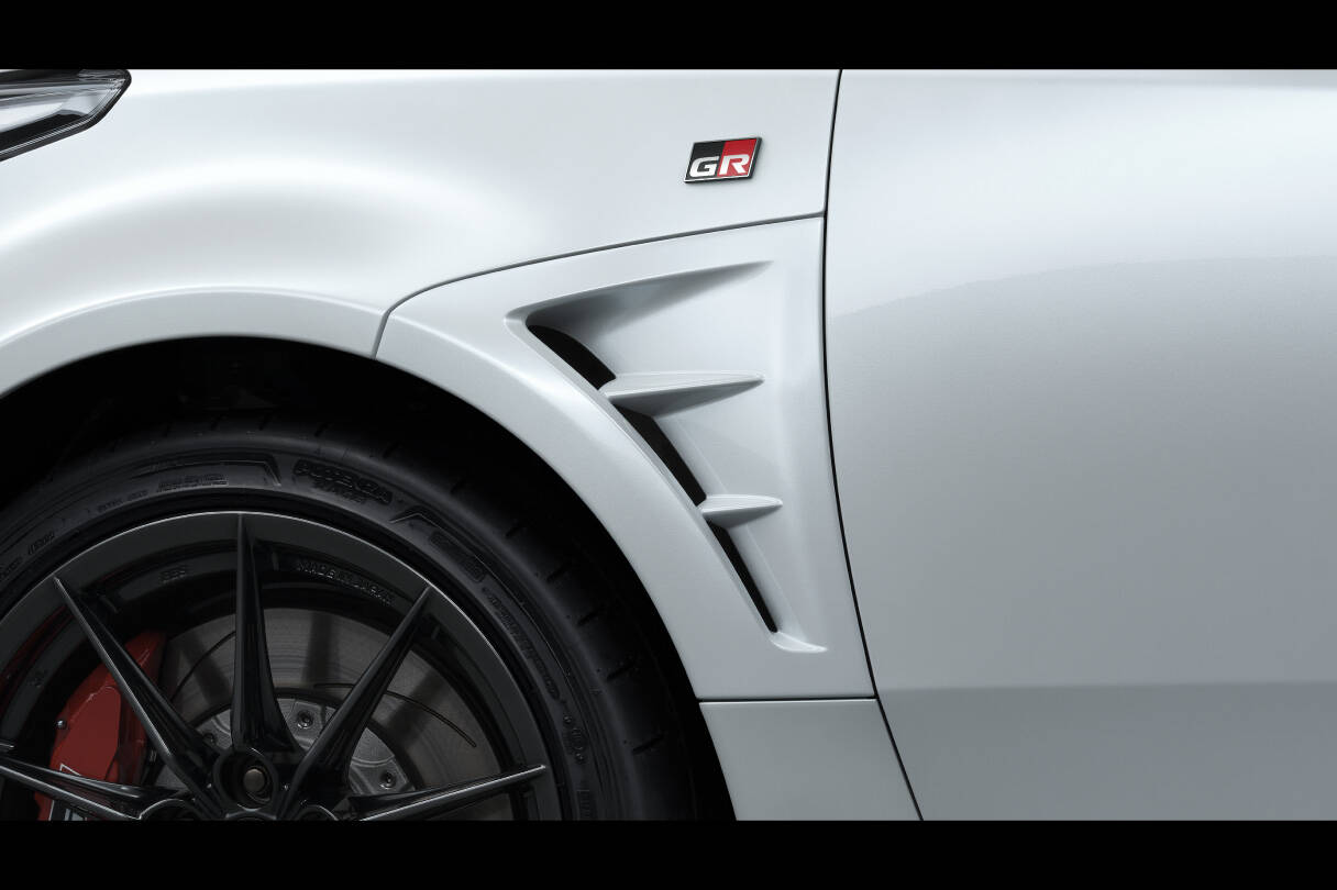 gryaris_performance_img20