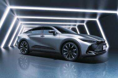 CROSSOVER RS“Advanced”(2.4Lターボハイブリッド車)